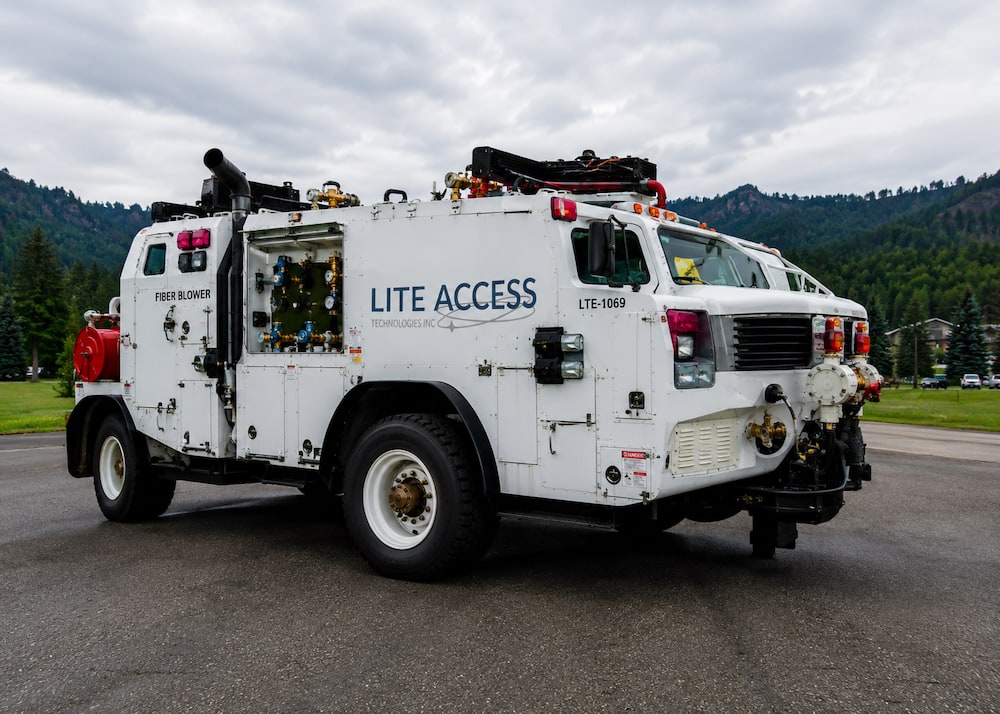 equipment in action fibre blowing unit